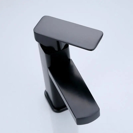 Black & Chrome Mixer Faucets – Stylish & Versatile for Kitchen & Bath