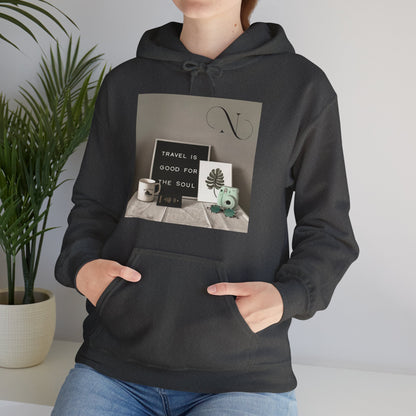 Adventure Awaits – Cozy Travel Hoodie for Every Journey!