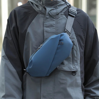 Minimalist Waterproof Waist Bag – Sport & Style on the Go