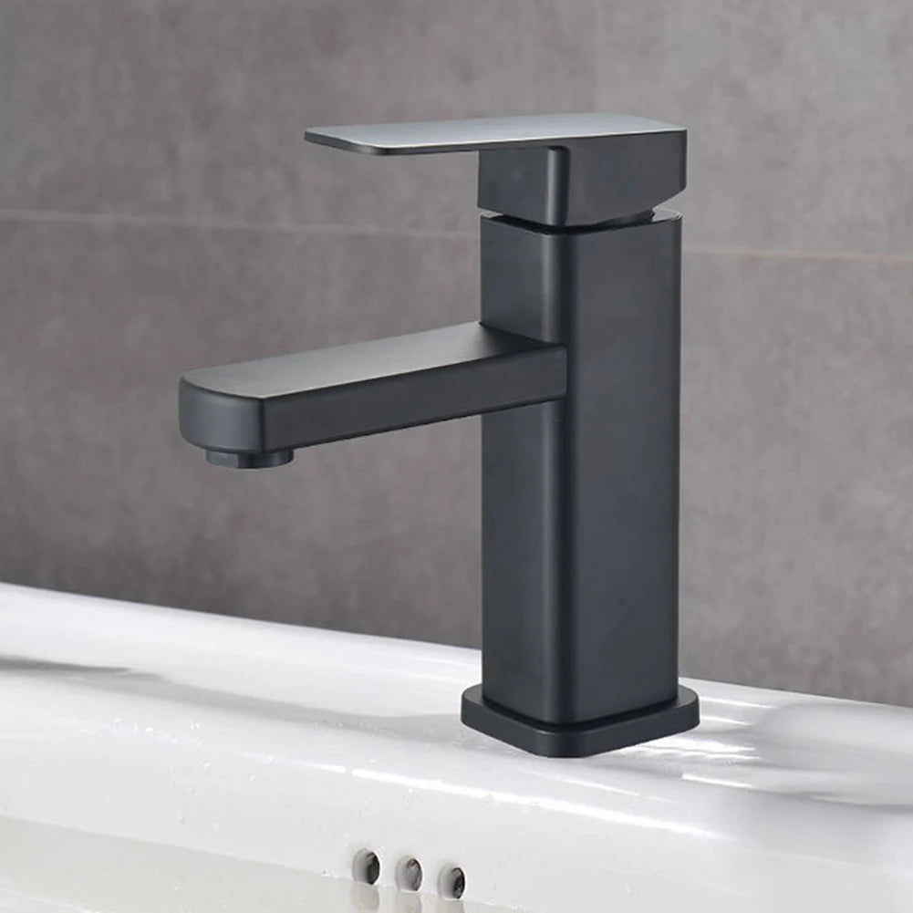 Black & Chrome Mixer Faucets – Stylish & Versatile for Kitchen & Bath